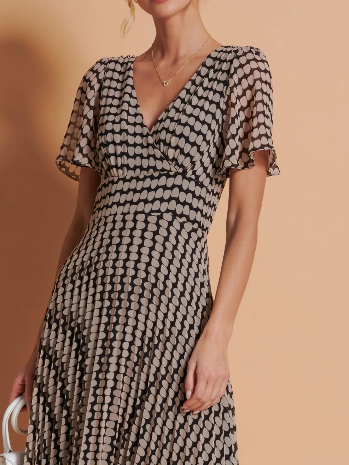 Jolie Moi Occasion Dresses|Weekend Casuals-Angel Sleeve Pleated Chiffon Maxi Dress, Stone/Black