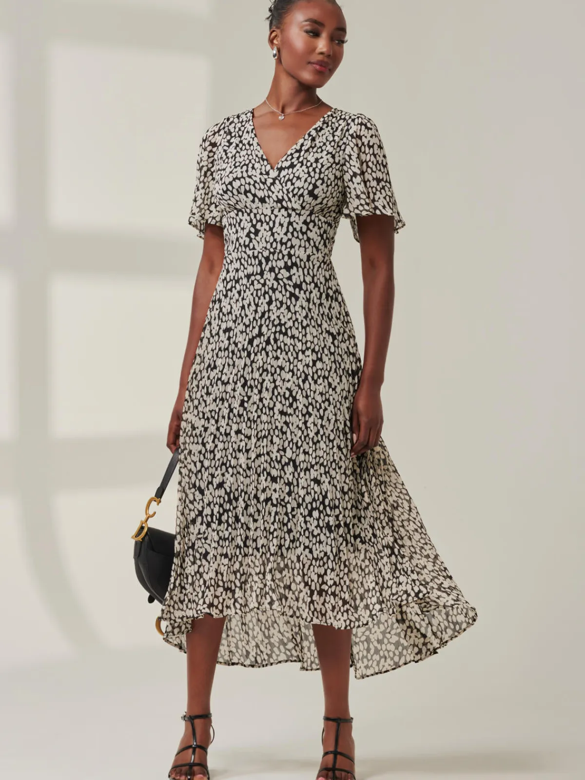 Jolie Moi Occasion Dresses|Office Dresses-Chelsea Pleated Chiffon Dip Hem Maxi Dress, Black Geo