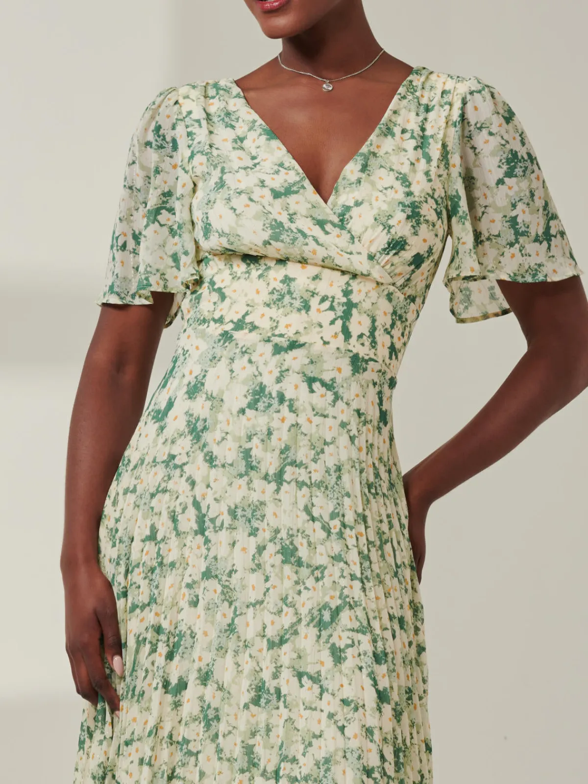 Jolie Moi Occasion Dresses|Office Dresses-Chelsea Pleated Chiffon Dip Hem Maxi Dress, Green Abstract