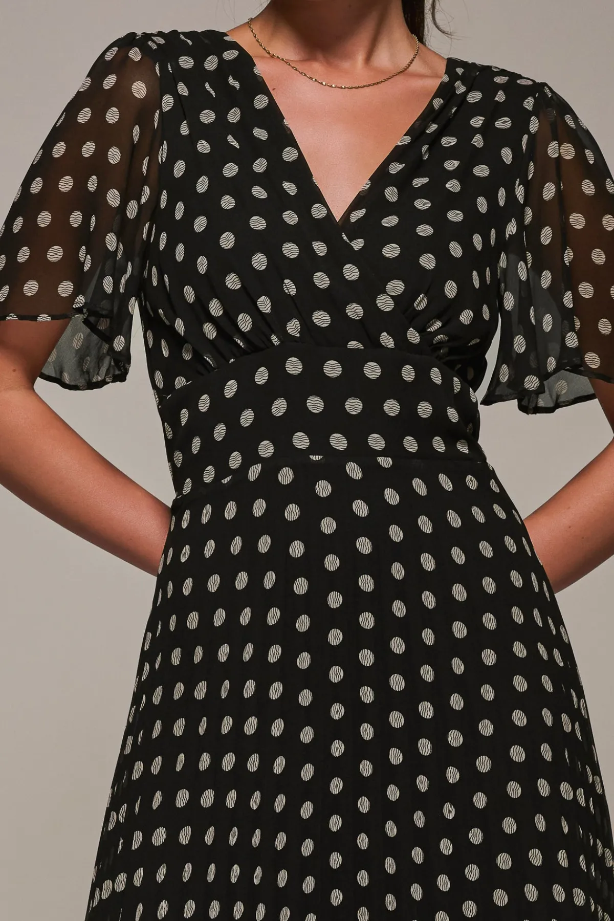 Jolie Moi Occasion Dresses|Maxi Dresses-Chiffon Pleated Dip Hem Maxi Dress, Black Spot