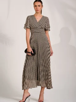Jolie Moi Occasion Dresses|Party Dresses-Chiffon Ruffle Sleeve Pleated Maxi Dress, Black Geo