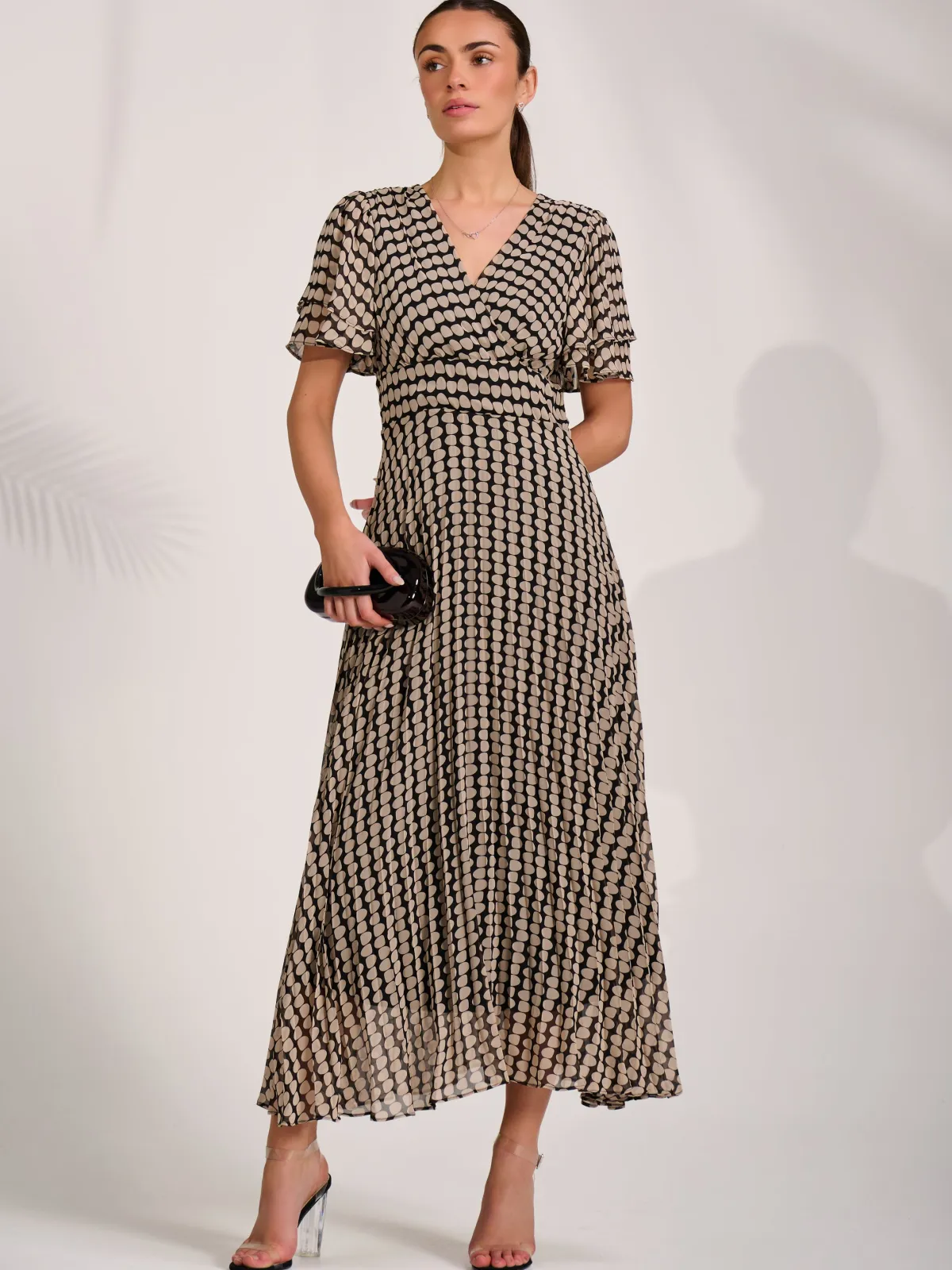 Jolie Moi Occasion Dresses|Party Dresses-Chiffon Ruffle Sleeve Pleated Maxi Dress, Black Geo