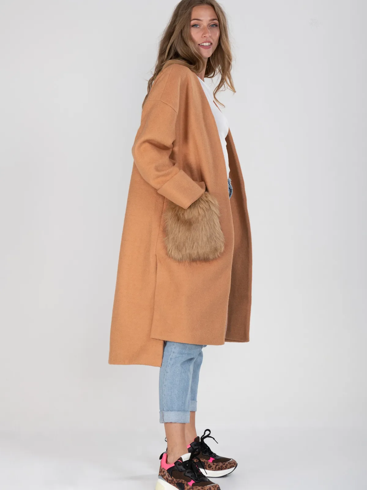 Jolie Moi Weekend Casuals-Faux Fur Pocket Padded Inner Coat, Camel