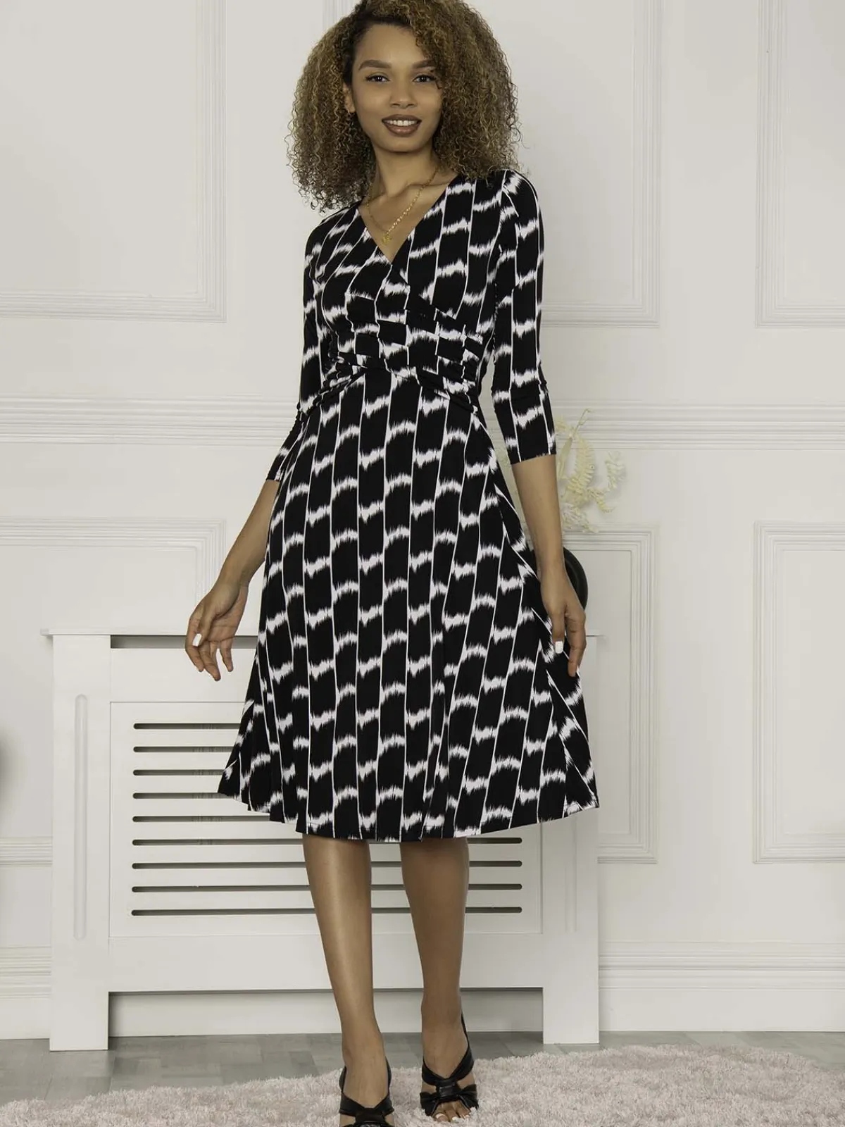 Jolie Moi Occasion Dresses|Jersey Dresses-Petra 3/4 Sleeve Ruched Dress, Black Geo