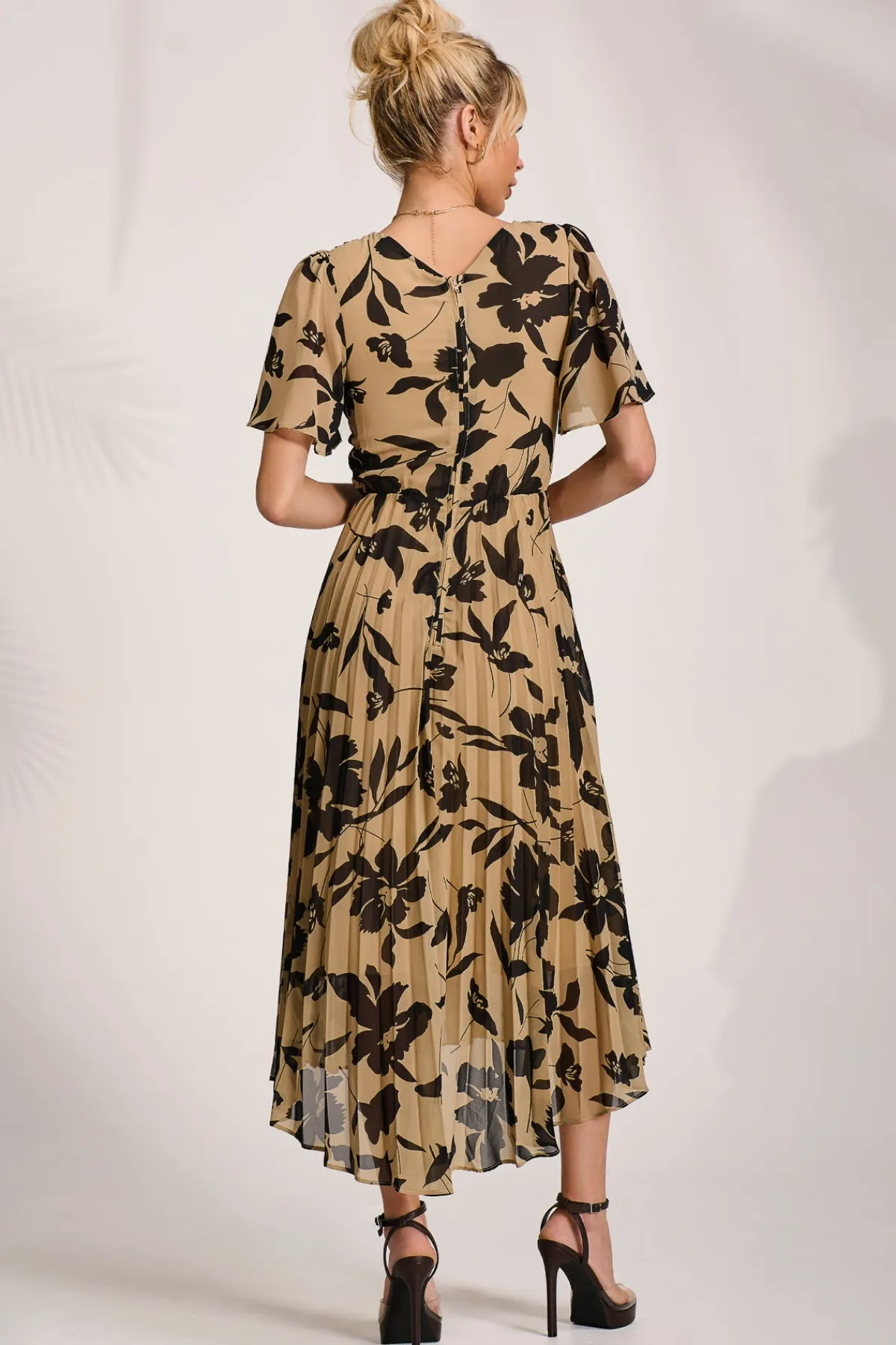 Jolie Moi Occasion Dresses|Party Dresses-Printed Chiffon Pleated Maxi Dress, Stone/Black