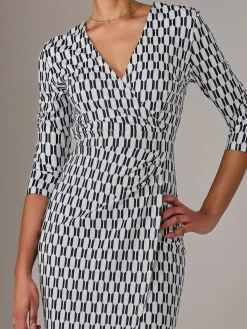 Jolie Moi Office Wear|Midi Dresses-3/4 Sleeve Geo Shift Midi Dress, White Geo