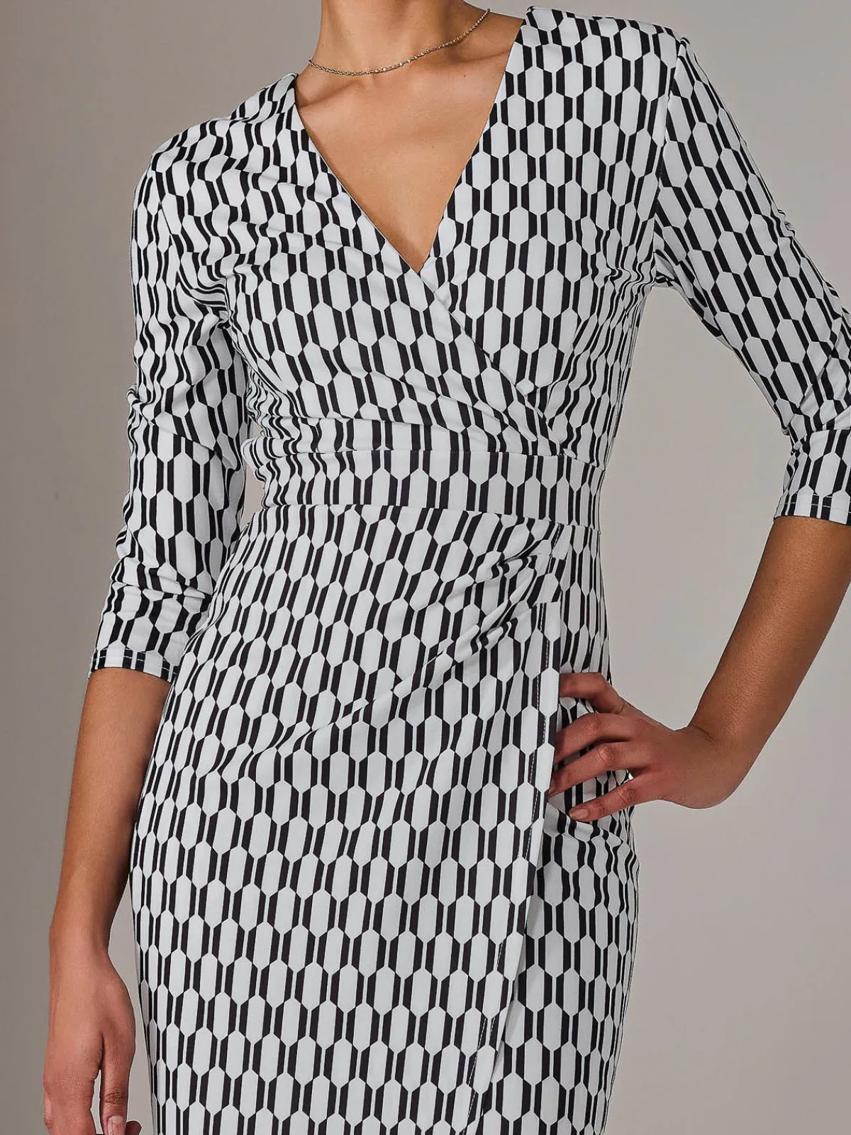 Jolie Moi Office Wear|Midi Dresses-3/4 Sleeve Geo Shift Midi Dress, White Geo