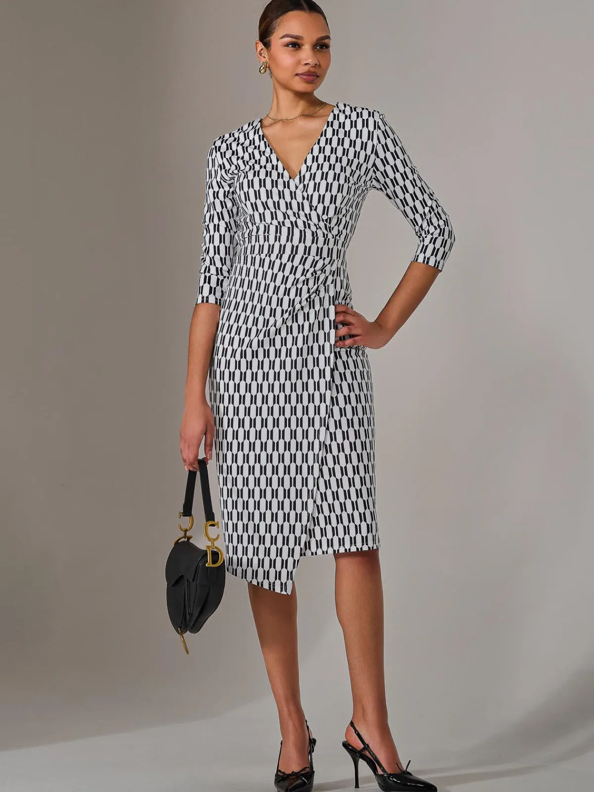 Jolie Moi Office Wear|Midi Dresses-3/4 Sleeve Geo Shift Midi Dress, White Geo