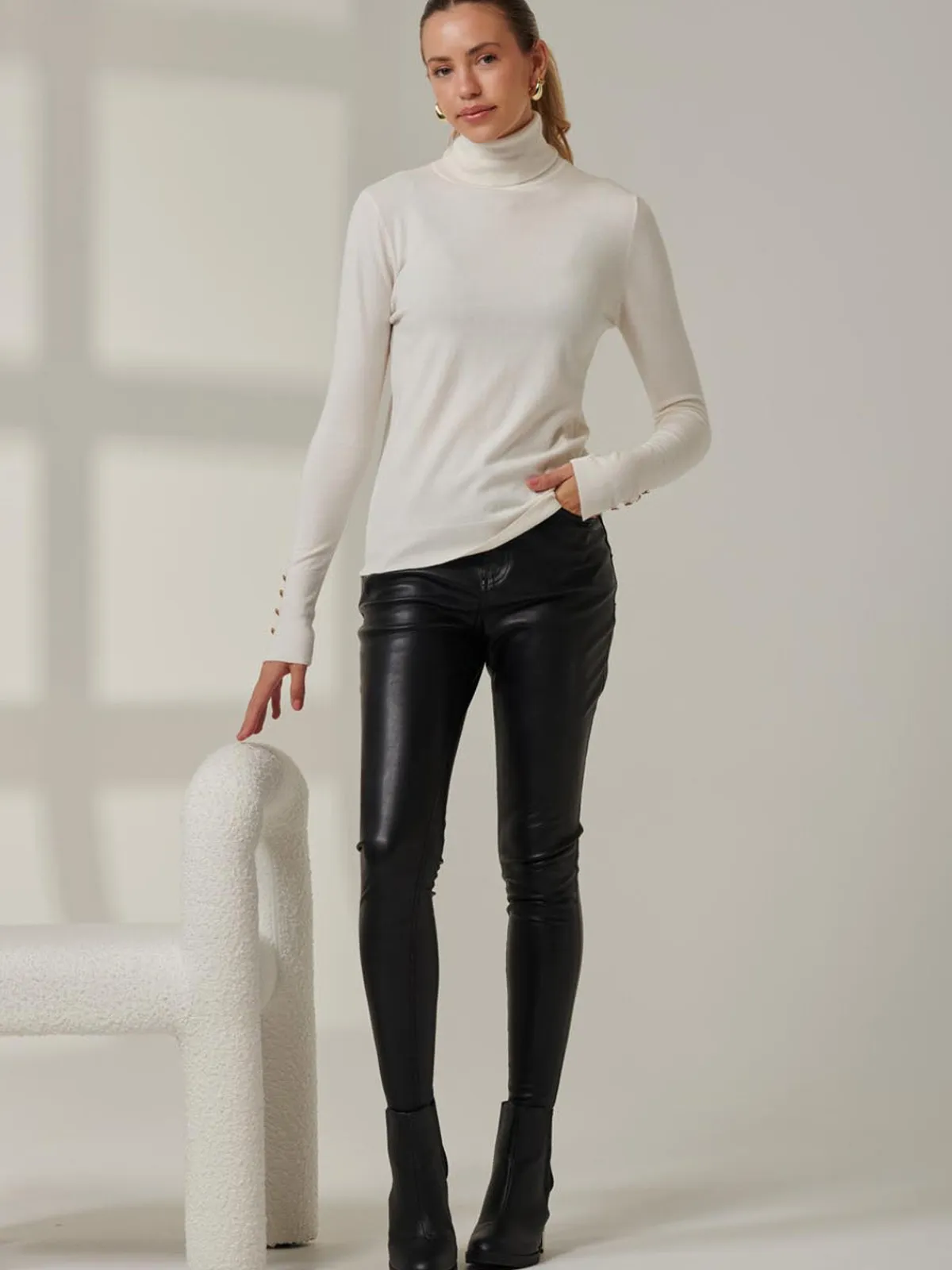 Jolie Moi Tops|Weekend Casuals-Turtleneck Fine Knit Fittted Jumper, Oatmeal