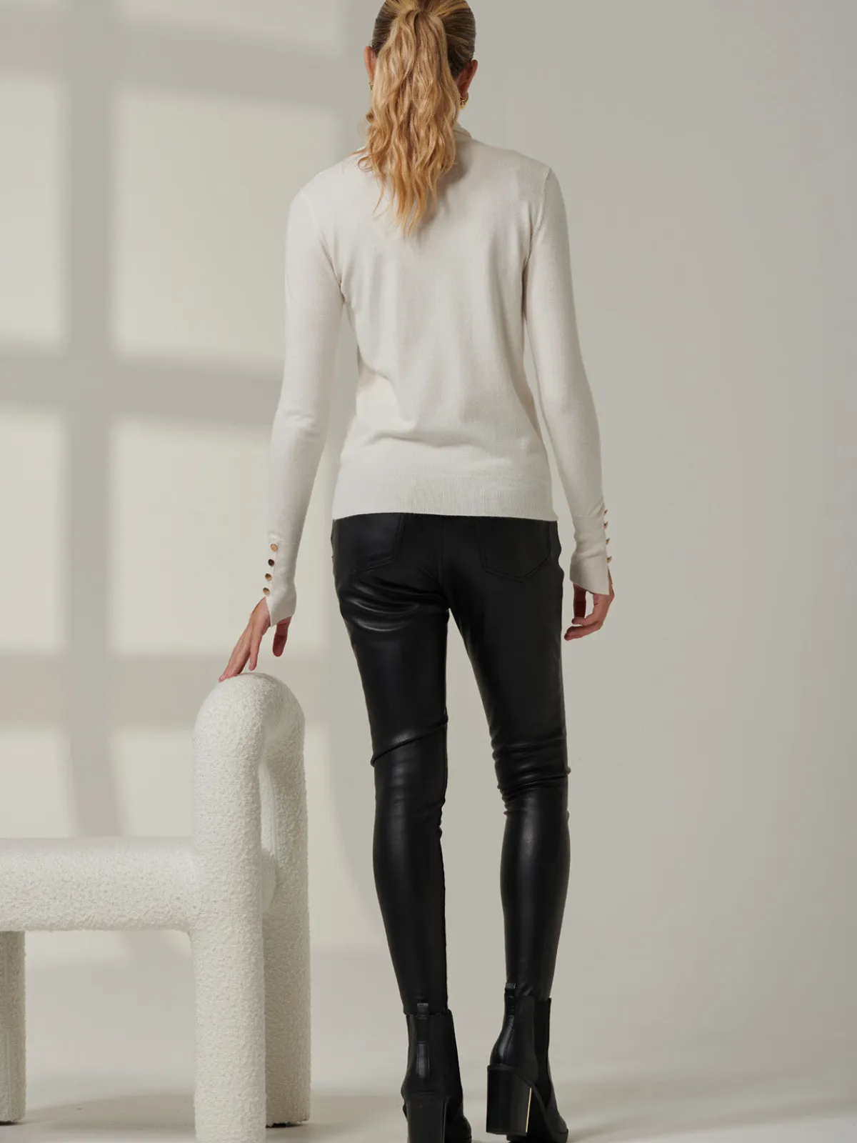 Jolie Moi Tops|Weekend Casuals-Turtleneck Fine Knit Fittted Jumper, Oatmeal