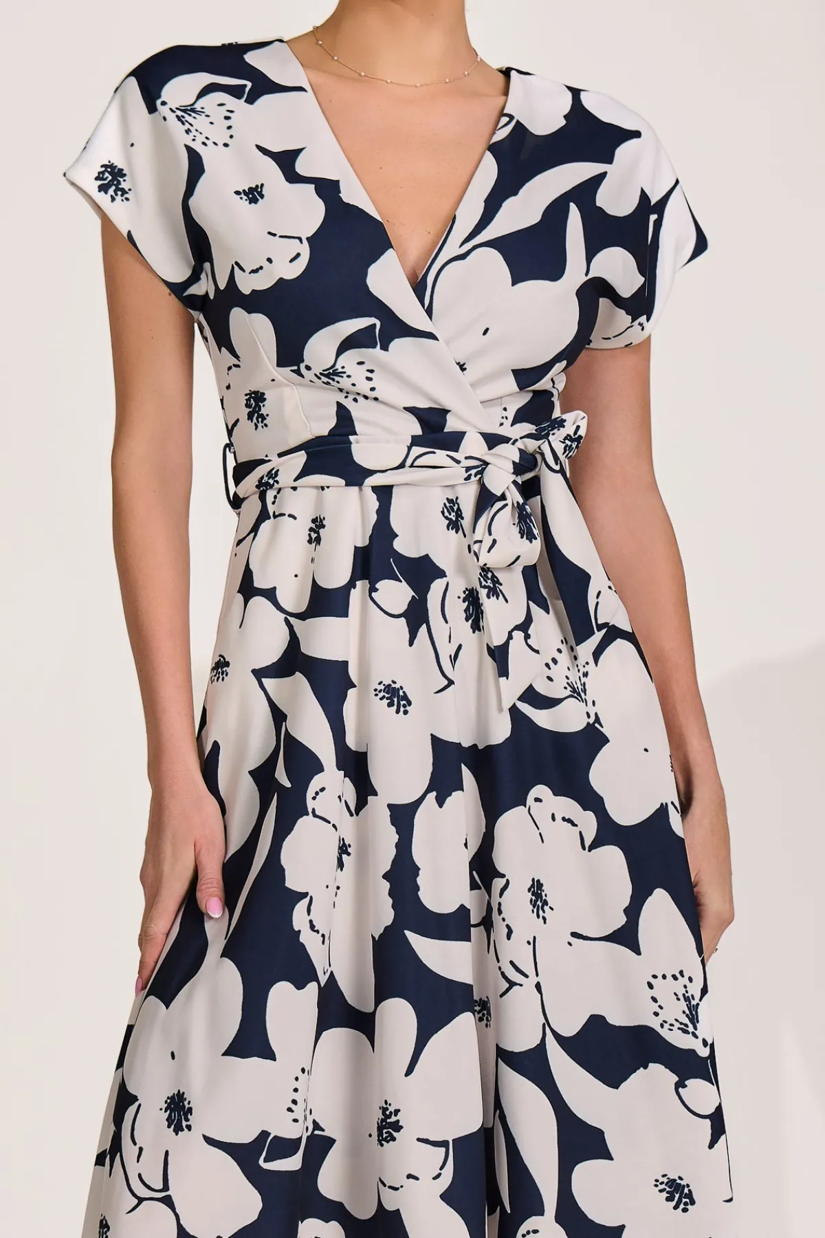 Jolie Moi Occasion Dresses|Wedding Guest-V Neck Print Scuba Midi Dress, Navy Floral